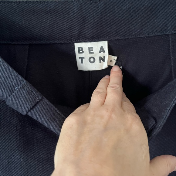 Beaton utility pants, black denim, size 6 - Picture 4 of 9